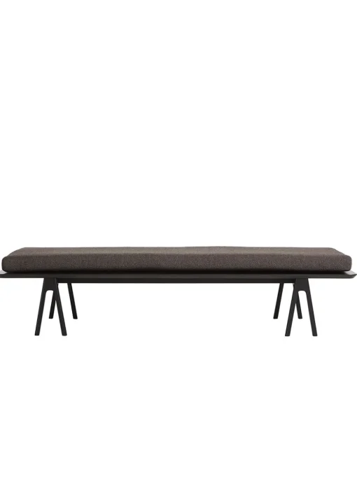 Level Daybed