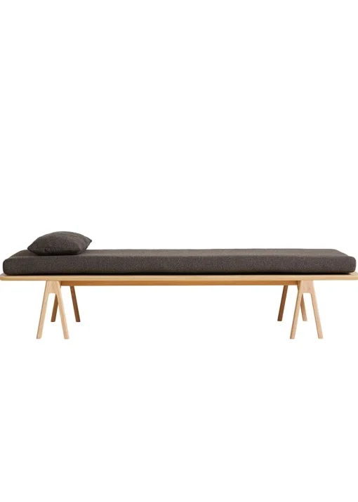 Level Daybed