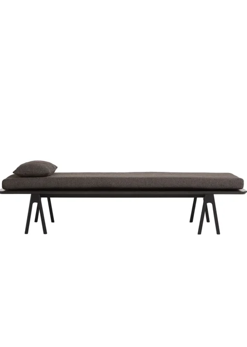 Level Daybed