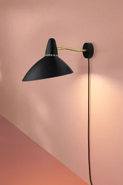 Lightsome / Wall Lamp