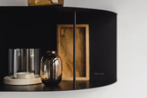 Lina Shelf - Short