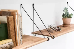 Loop Shelf