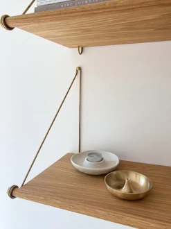 Loop Shelf