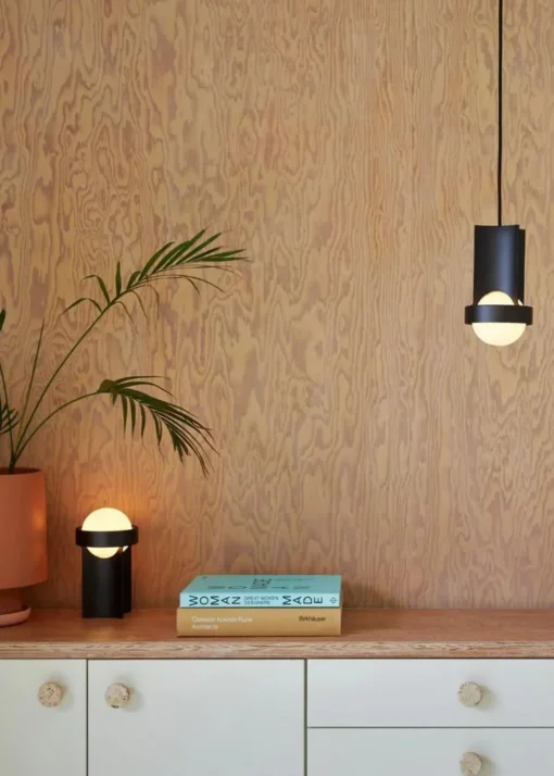Loop Table Lamp + Sphere III