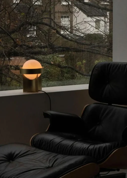 Loop Table Lamp + Sphere IV