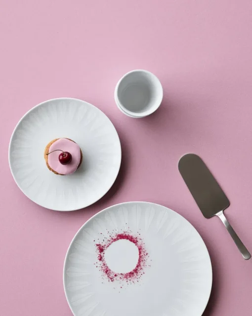 Lotus Plate | White or Black