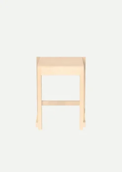 Low stool 01