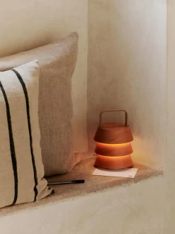 Luver Portable Lamp