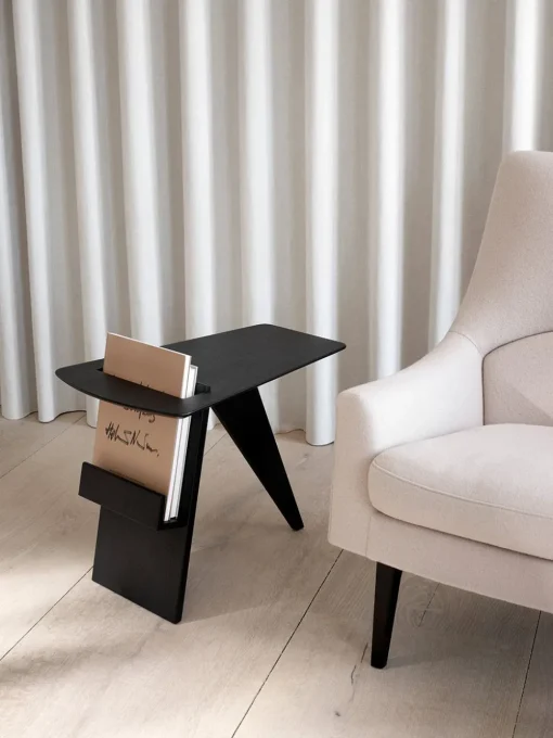 Magazine Table 6500 by Jens Risom