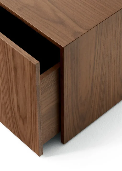 Mass Side Table w. Drawer
