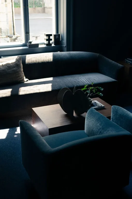 Mass Wide Coffee Table w. Drawer