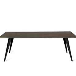 Mater Dining Table