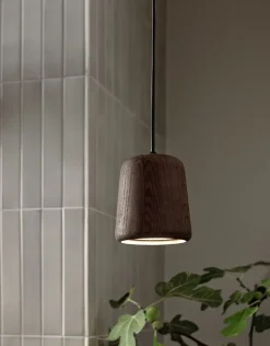 Material Pendant w. White Fitting