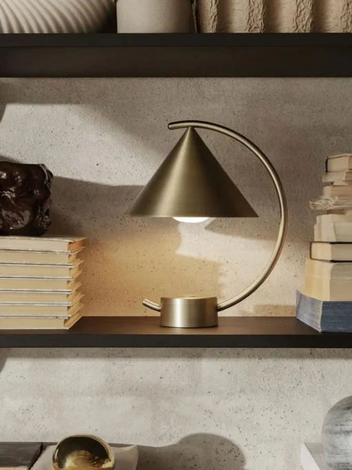 Meridian Lamp