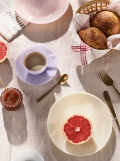 Milk Cup W. Saucer