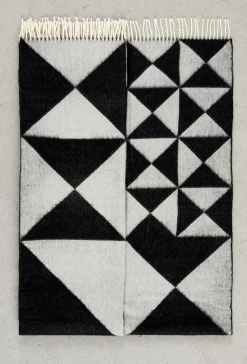 Mirror throw