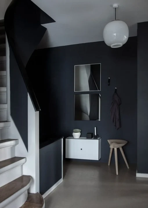 ML 42 Stool