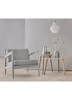 Model 107 Lounge Chair