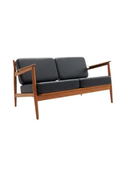 Model 107 2-Seater