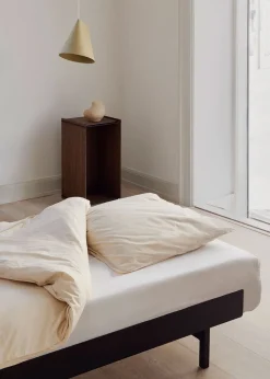 MOEBE Bed