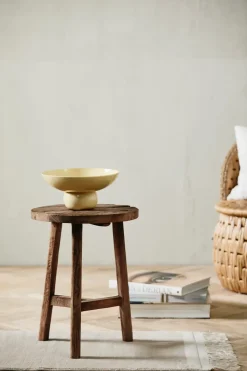 Molopo Stool