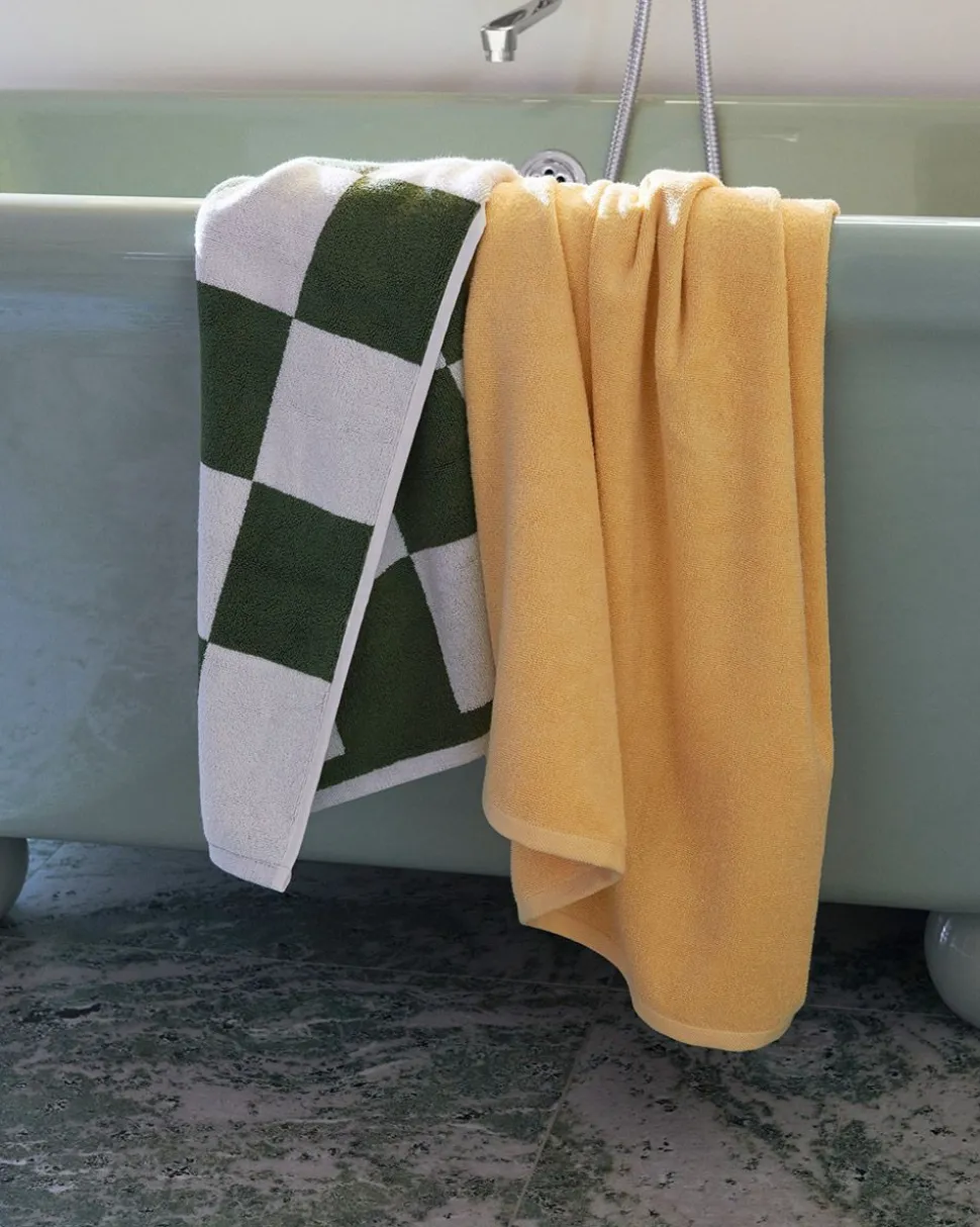 Mono Bath Towel