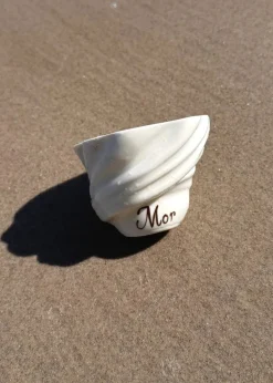 Mother cup swan shiny