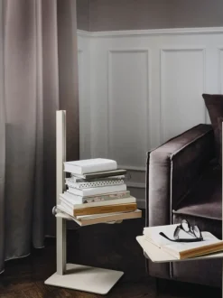 Museum Sidetable