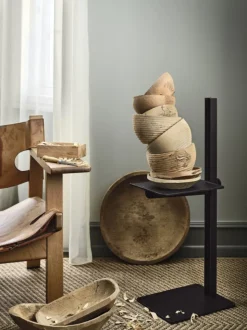 Museum Sidetable