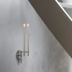 Nagel wall hanger
