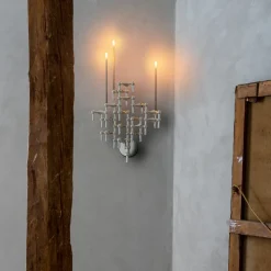 Nagel wall hanger
