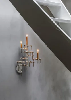 Nagel wall hanger