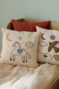 Naive Cushion