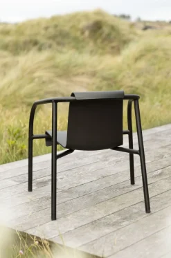 Nami Lounge Chair