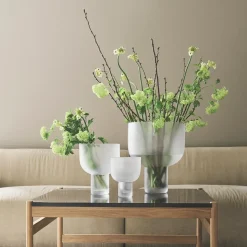 Nebl Vase