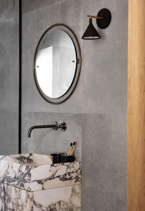 Nimbus Mirror