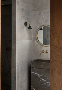 Nimbus Mirror