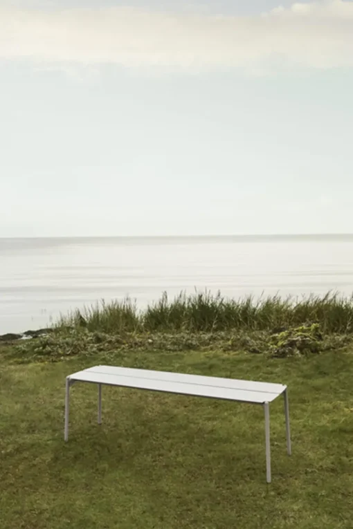 NOVO bench