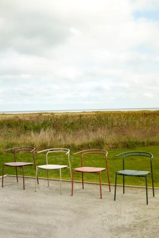 NOVO dining chair