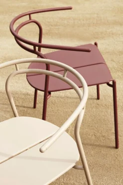 NOVO dining chair