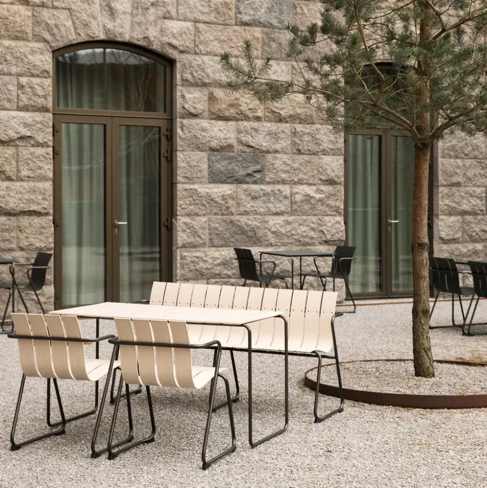 Ocean Table von Nanna Ditzel