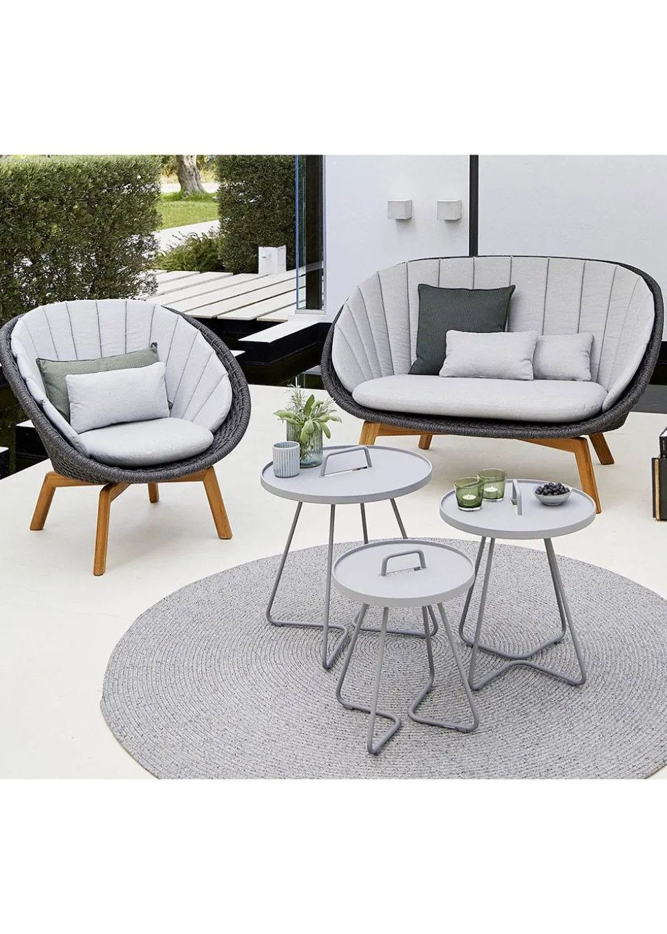 On-the-move side table