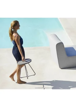 On-the-move side table