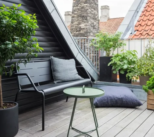 On-the-move side table
