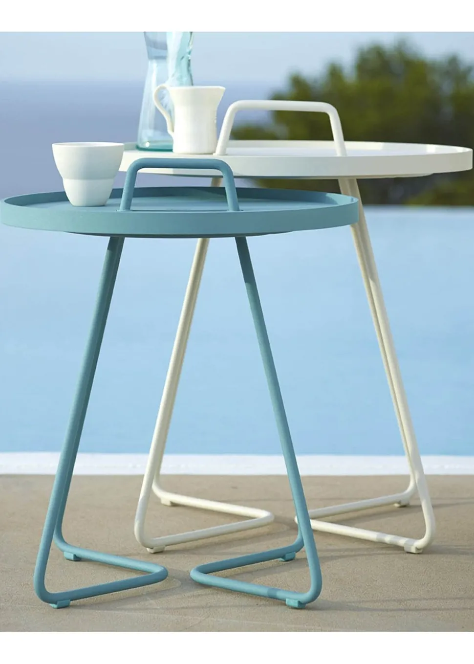 On-the-move side table