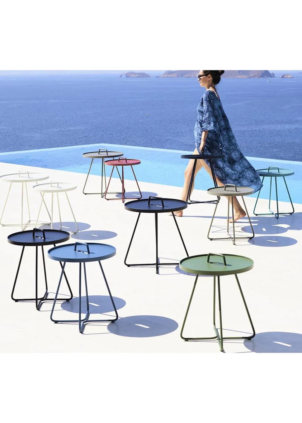 On-the-move side table