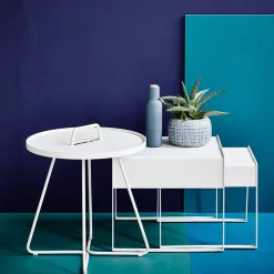 On-the-move side table