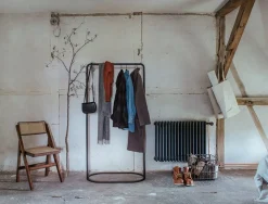 O&O Clothes Rack