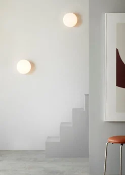 OPA WALL LAMP