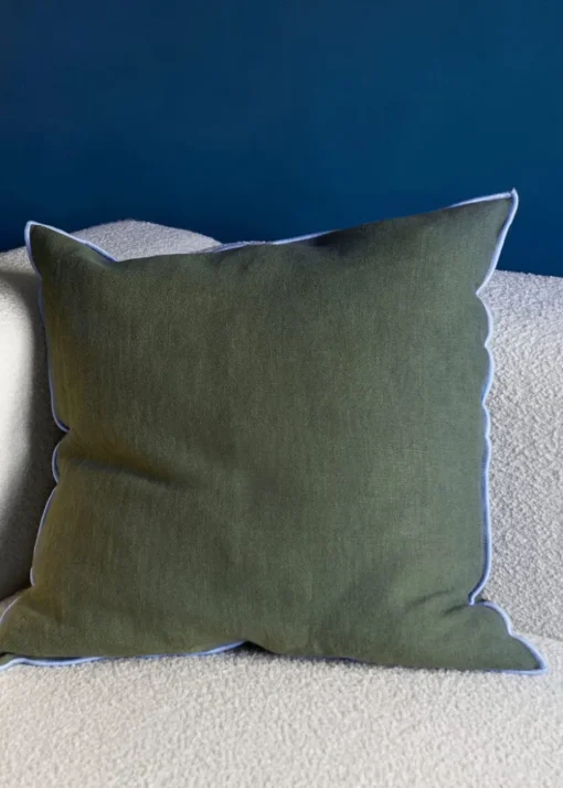 Outline Cushion